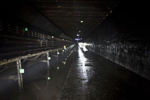 礦建三公司雙龍項目部輔助運輸巷工程順利完工