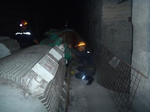 奮力拼搏拓市場 砥礪奮進謀發展