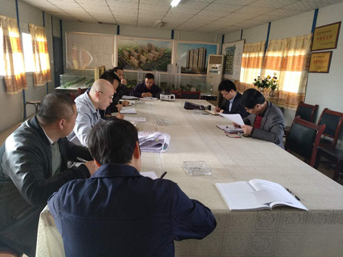 天工公司各項目部領導班子民主生活會持續進行