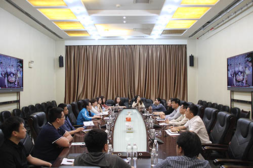 建設集團召開機關青年員工“助力雙特百億,爭當青年先鋒”專題座談會