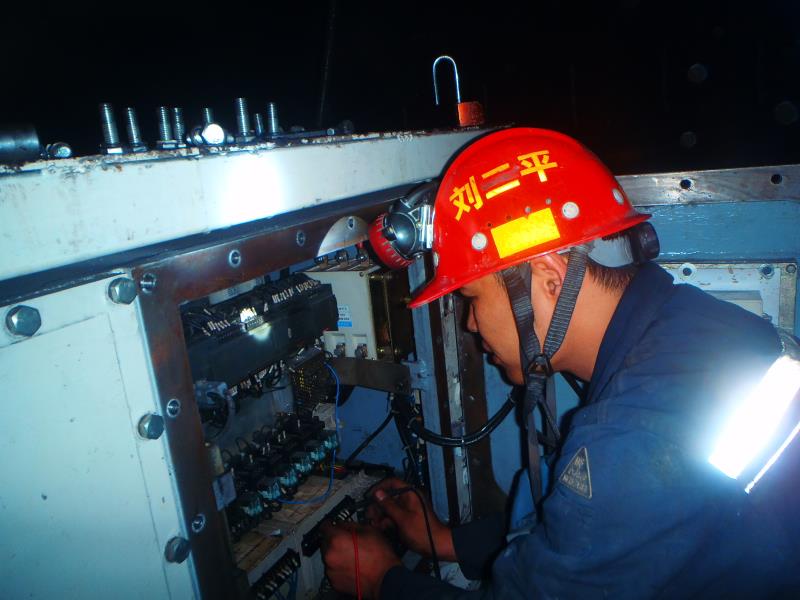 陜煤建設掘進公司：1207米！一機雙巷掘進再創佳績