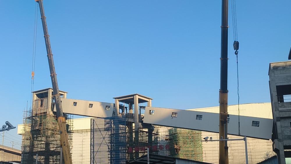 陜煤建設(shè)韓城分公司土建十一項(xiàng)目部:開(kāi)足馬力加速快跑,項(xiàng)目建設(shè)再掀熱潮 陜煤建設(shè)韓城分公司土建十一項(xiàng)目部:開(kāi)足馬力加速快跑,項(xiàng)目建設(shè)再掀熱潮