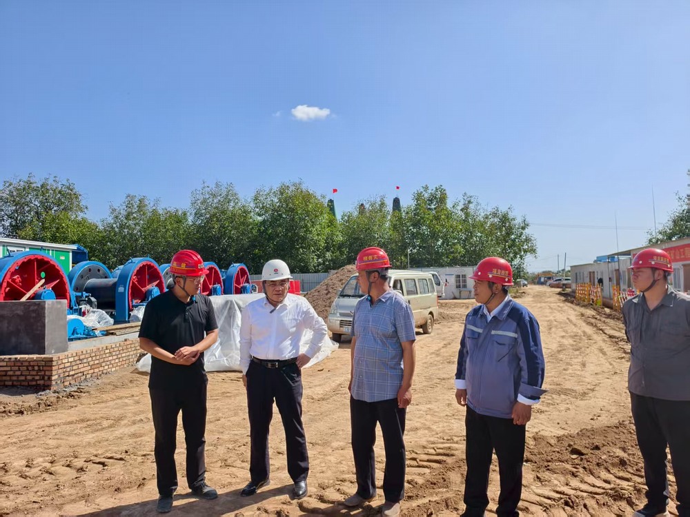 王明智到陜煤建設礦建二公司第一項目部檢查指導工作