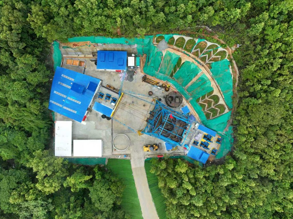 陜煤建設礦建三公司:抗臺穩電勇攻堅 大干四季度啟新程