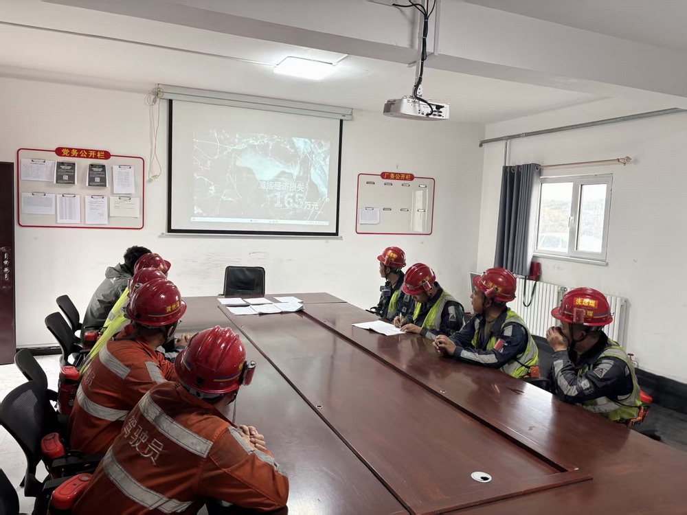 陜煤建設洗選煤運營公司第五項目部： 打出“組合拳” 把穩“安全舵”